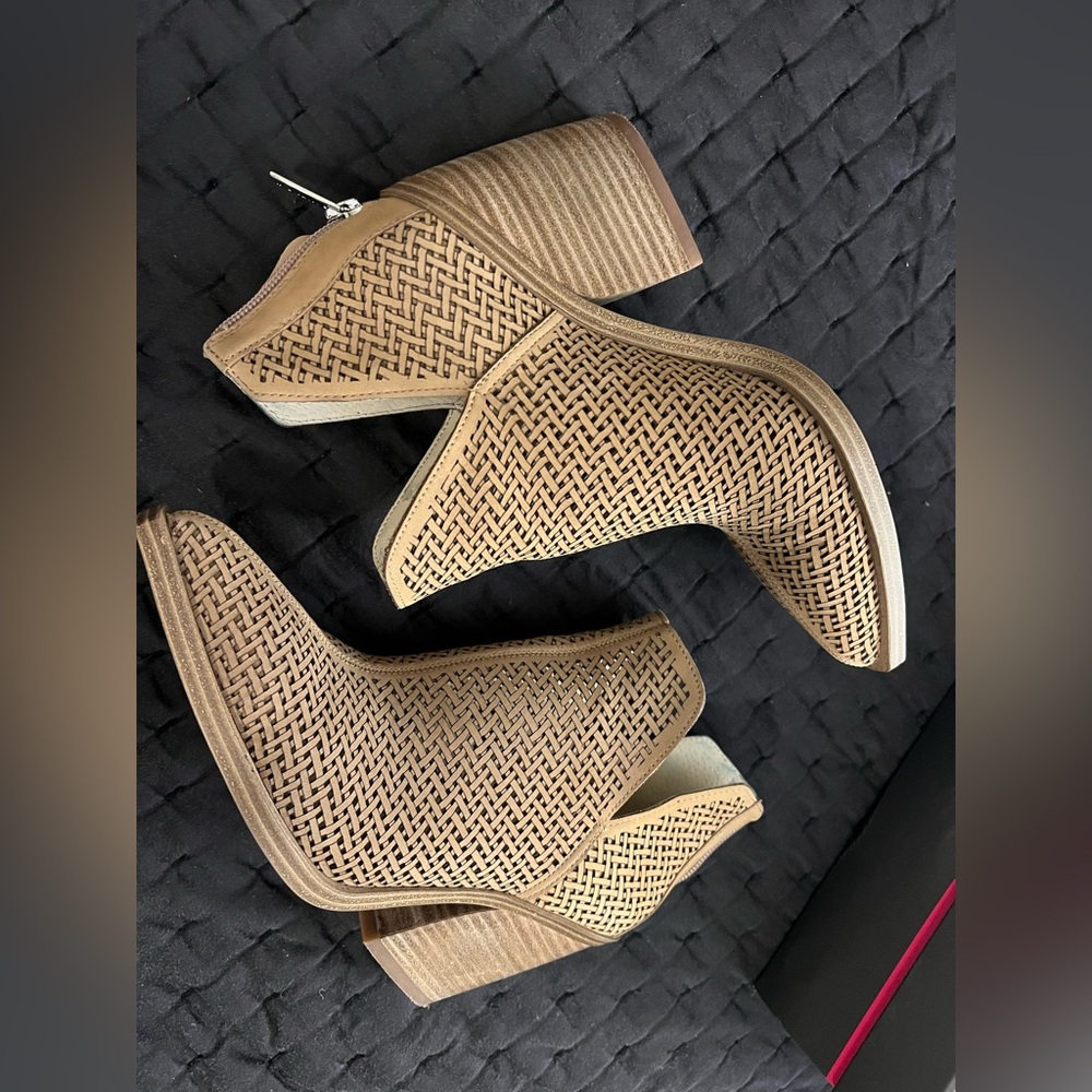 Vince Camuto Tan Woven Ankle Boots - Picture 3 of 12